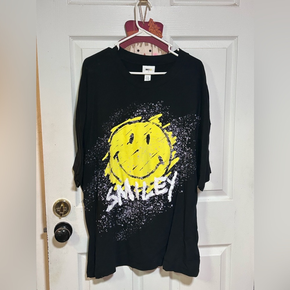 Black Shirt - Picture 1 of 3